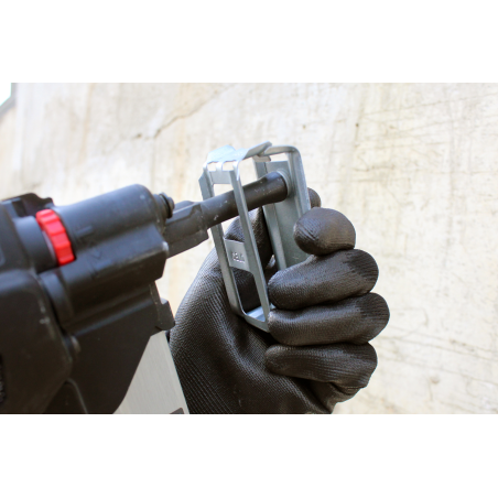 Collier métallique muti-câble clouable CHS 40x41x47